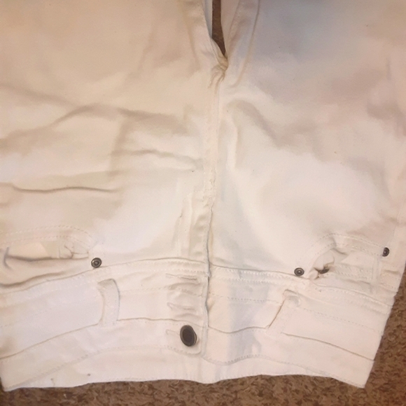 Rue 21 white Jean's size 7/8 regular - Picture 7 of 10